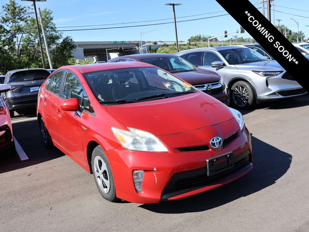 2013 Toyota Prius Two's photo