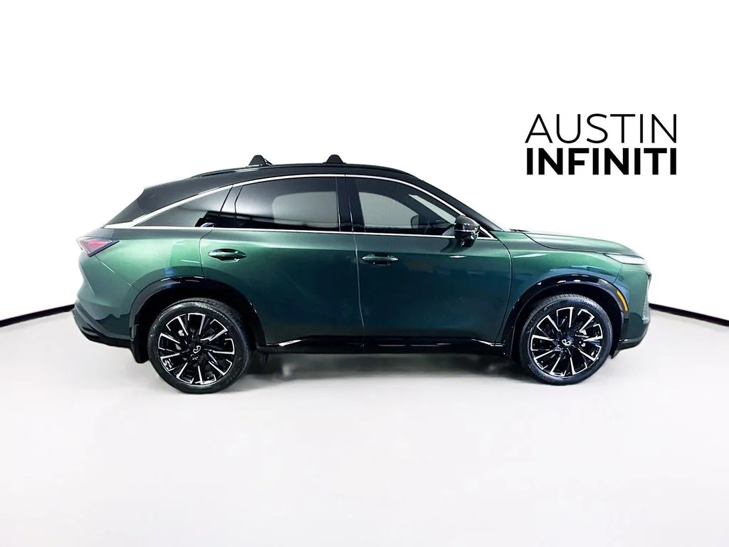 New 2027 2T DEEP EMRD INFINITI SPORT image 8