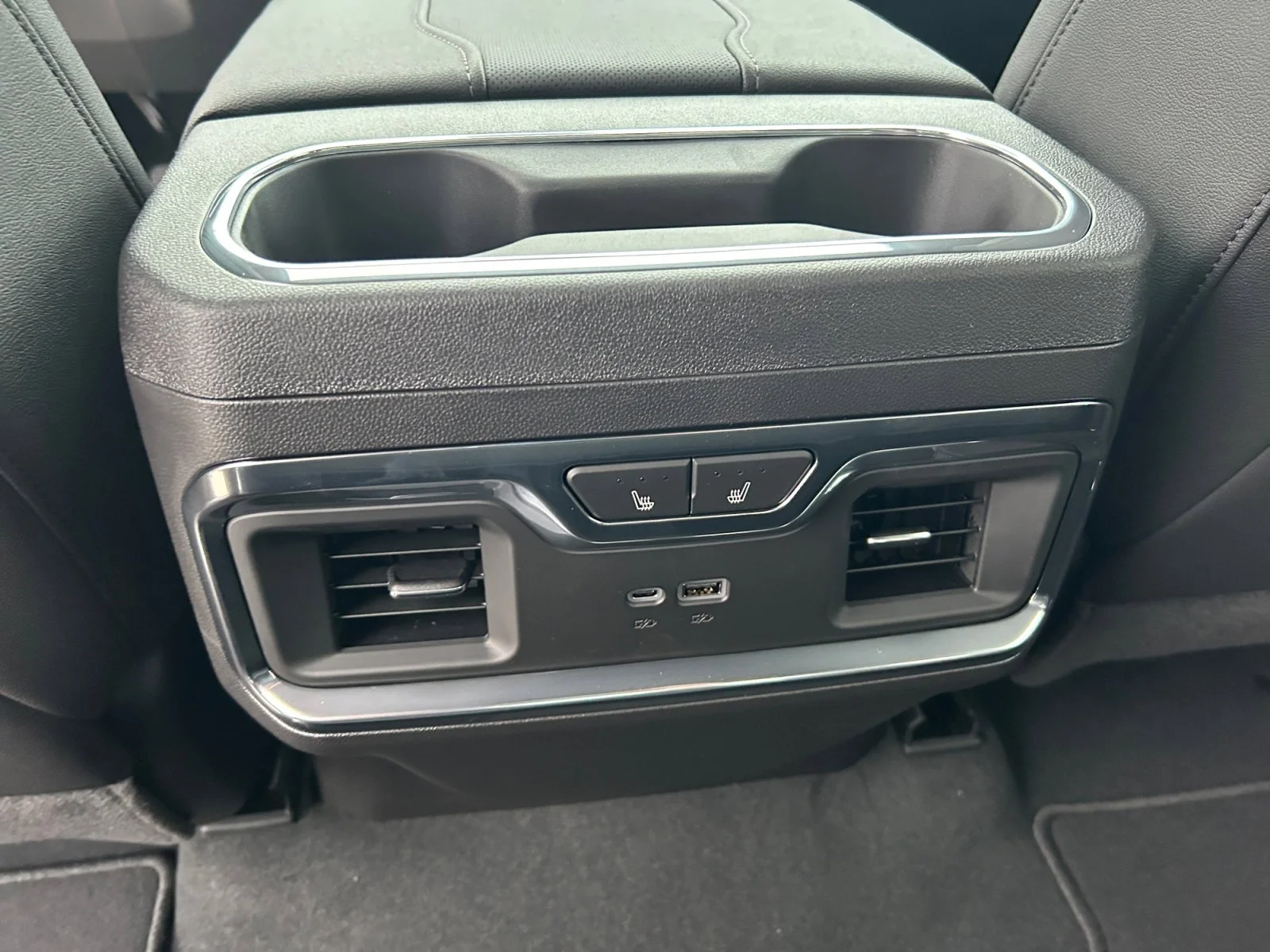 New 2026 Summit White GMC SLT image 20