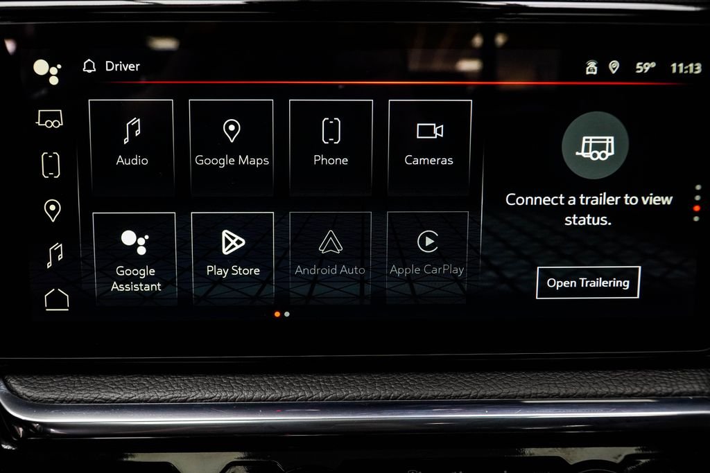Used 2025 White GMC Denali image 27