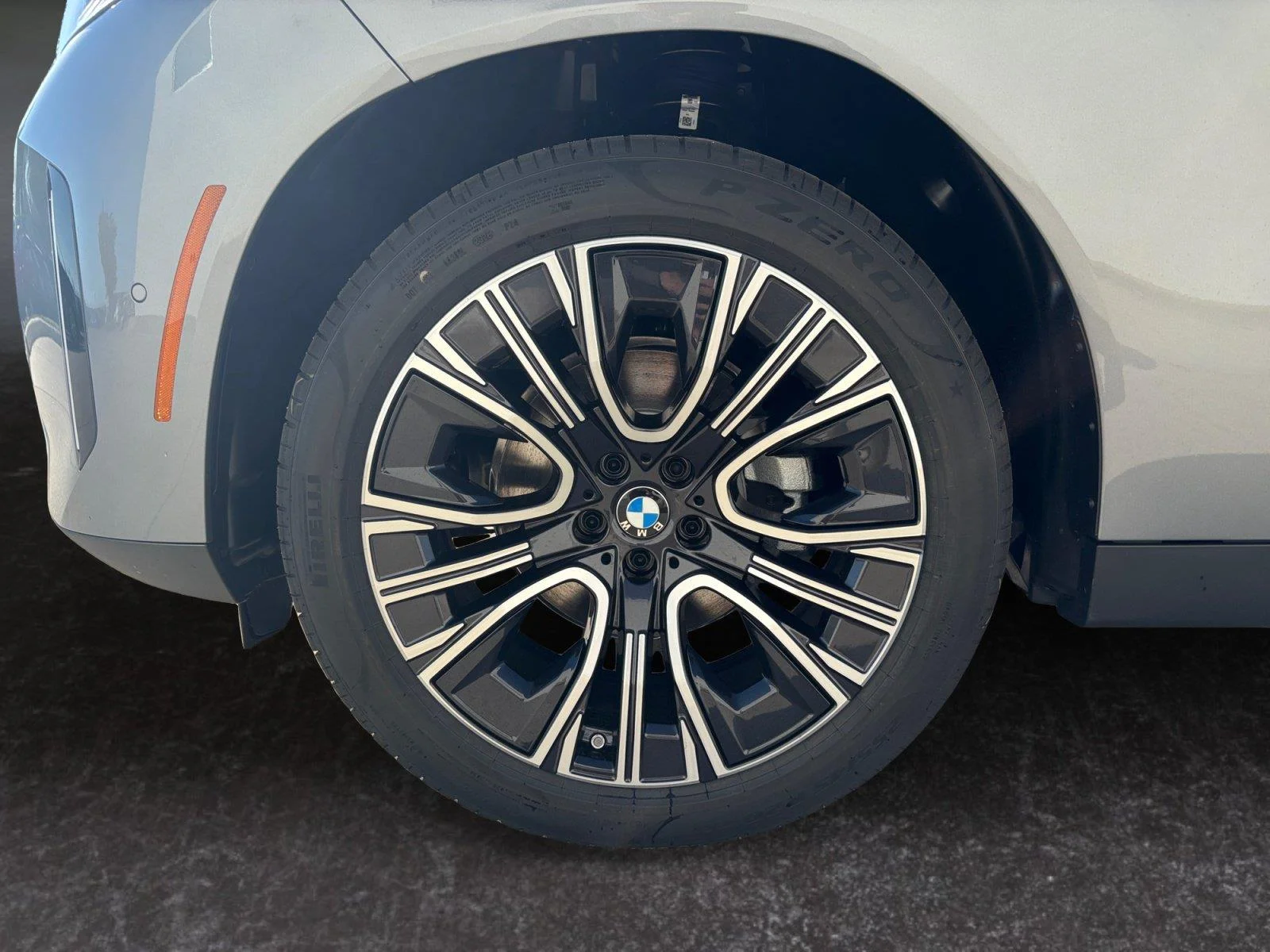 New 2026 Skyscraper Grey Metallic BMW 30 xDrive image 15