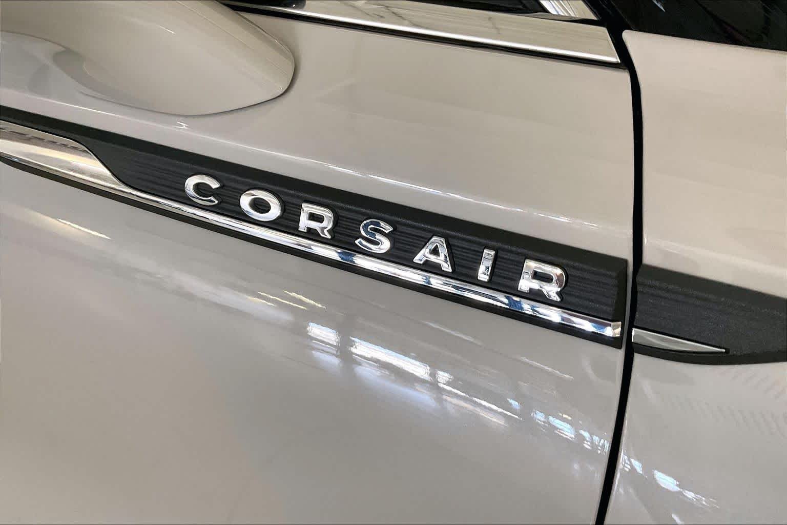 Used 2022 Ceramic Pearl Metallic Tri-Coat Lincoln Standard image 9