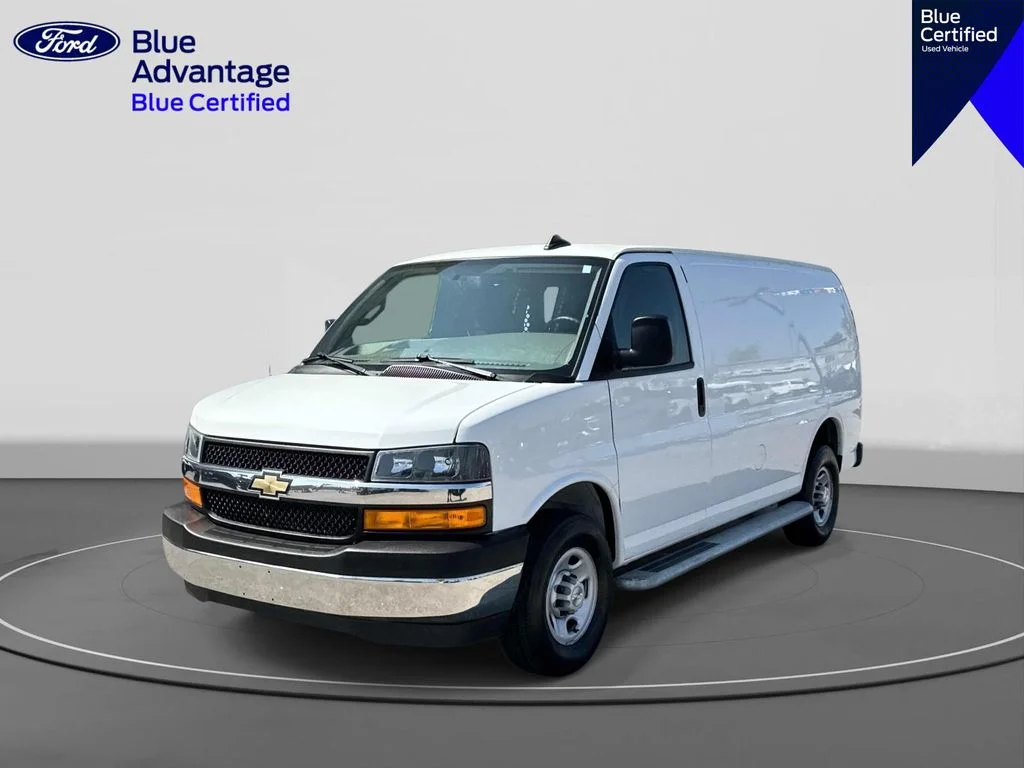 2024 Chevrolet Express 2500 Work Van HD's photo