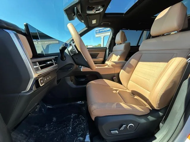 2026 Hyundai Santa Fe Limited - Photo 14