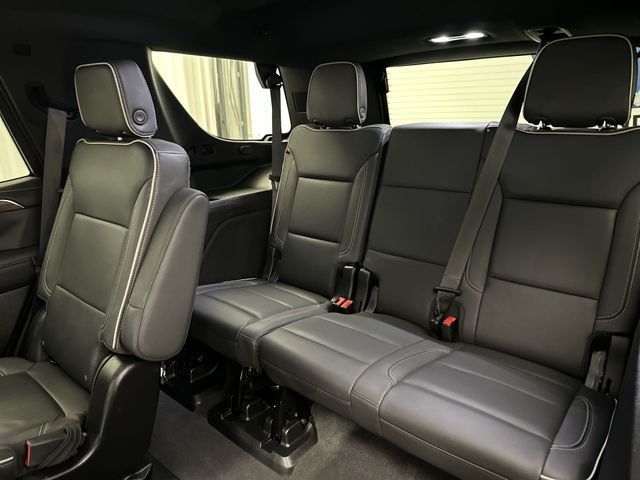 Used 2024 Black Chevrolet Premier image 27