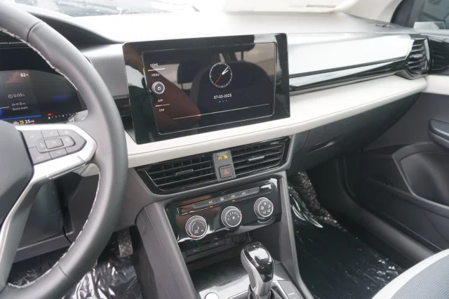 2025 Volkswagen Taos S - Photo 27