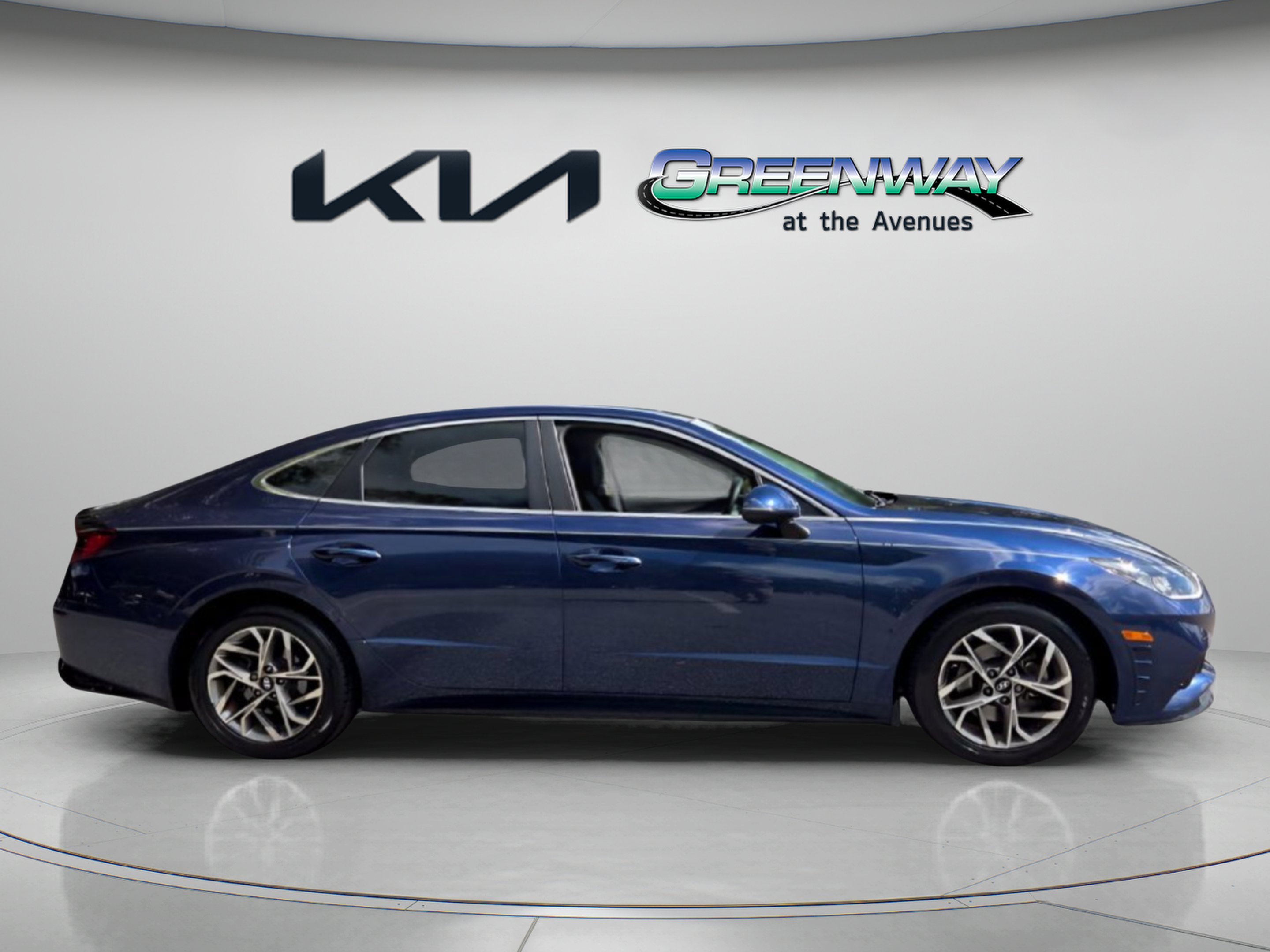 Used 2021 Stormy Sea Hyundai SEL image 8