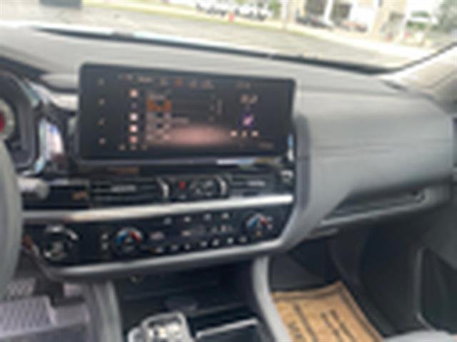Used 2026 Deep Ocean Blue Pearl Nissan Platinum image 11