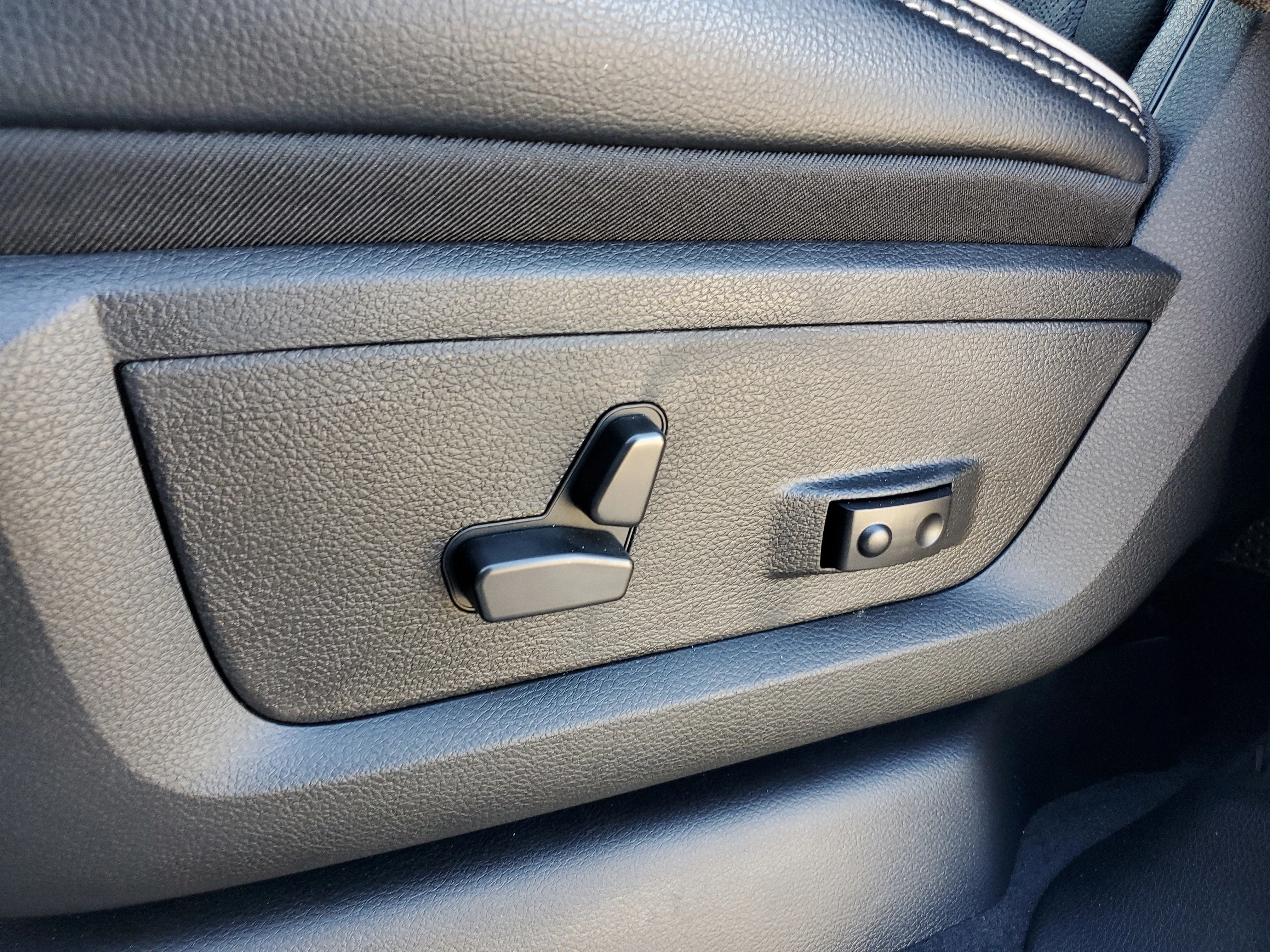 2026 RAM 2500 Laramie - Photo 14