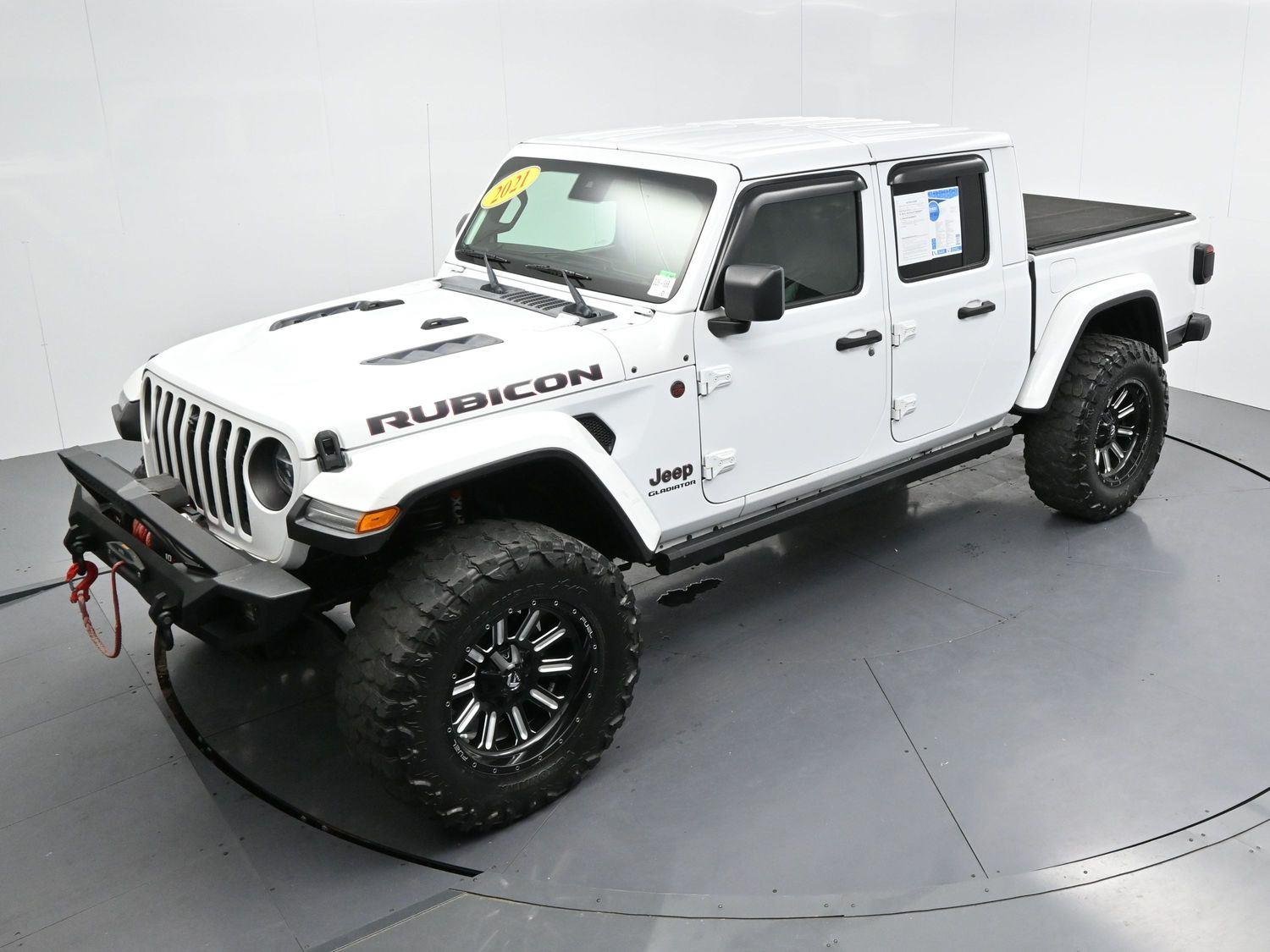 Used 2021 Bright White Clearcoat Jeep Rubicon image 40