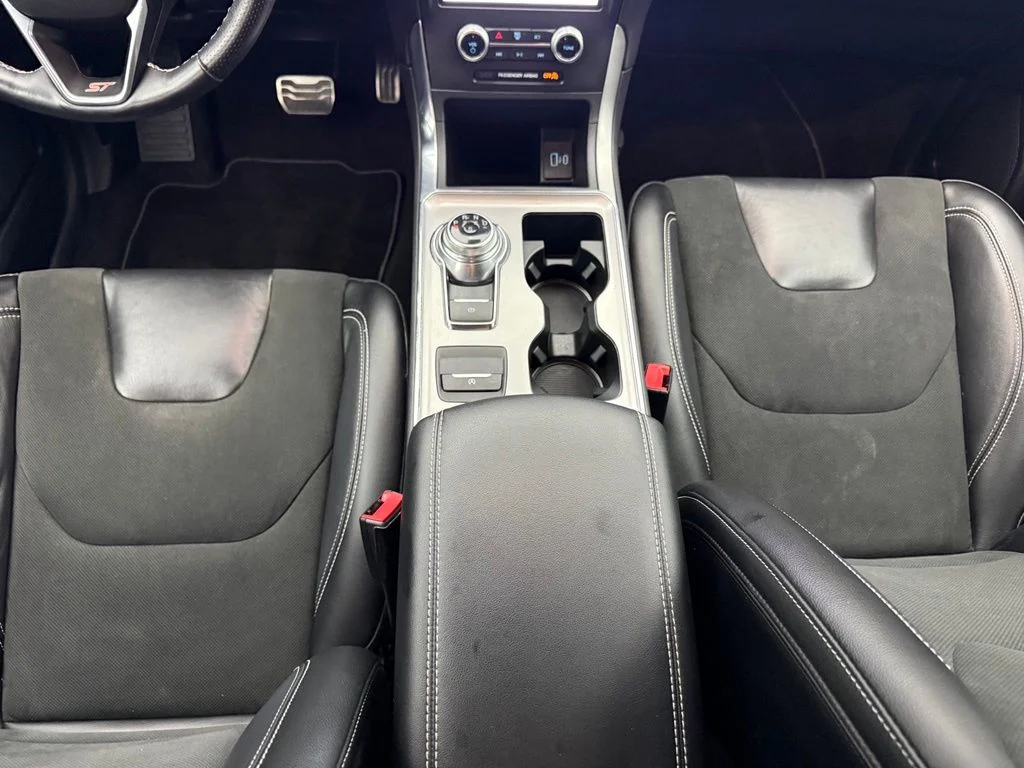Used 2022 Gray Ford ST image 29