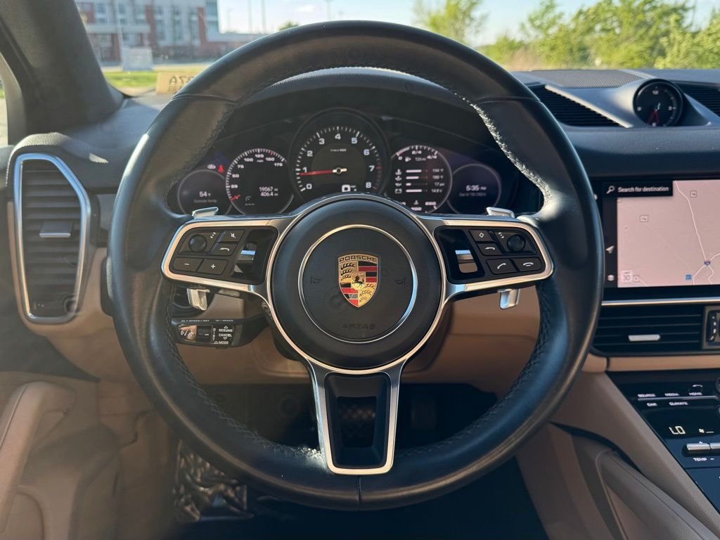Certified Used 2023  Porsche  image 16
