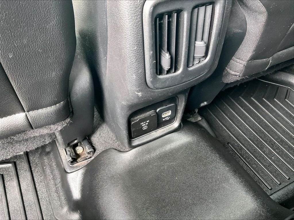 Used 2021 Jazz Blue Pearlcoat Jeep Latitude image 25