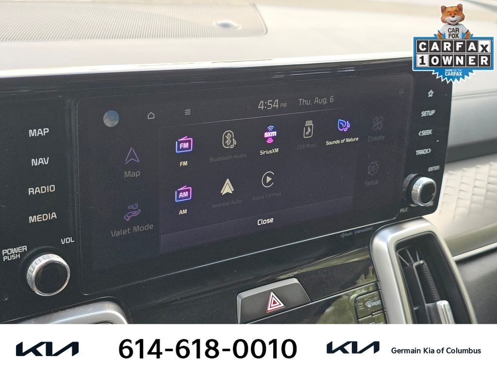 Used 2022 White Kia S image 29