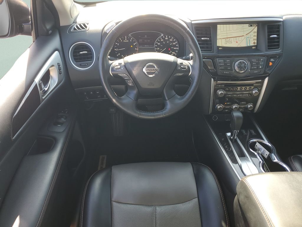 Used 2020 Gray Nissan SL image 13