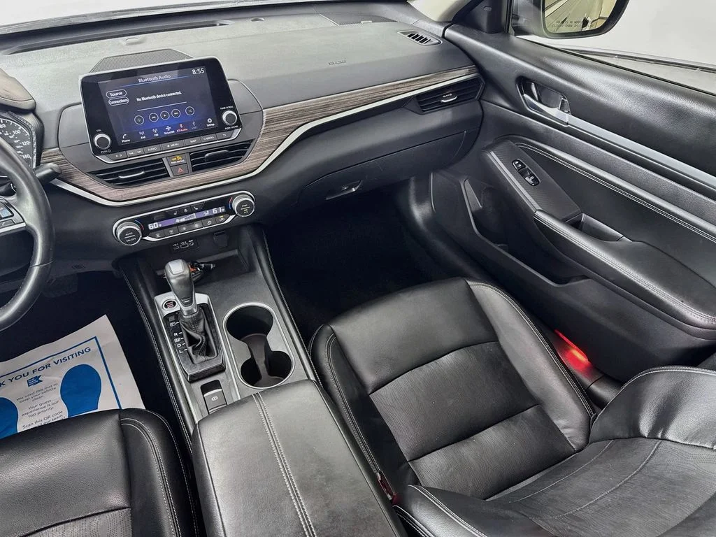 Used 2019 Gray Nissan 2.5 Platinum image 25