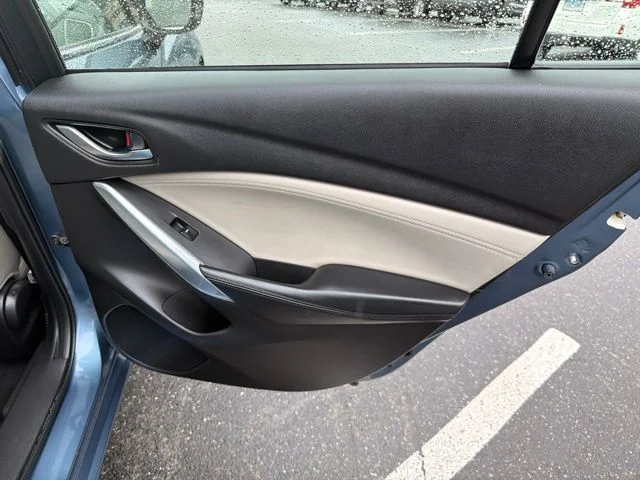 Used 2015 Blue Mazda i Touring image 26