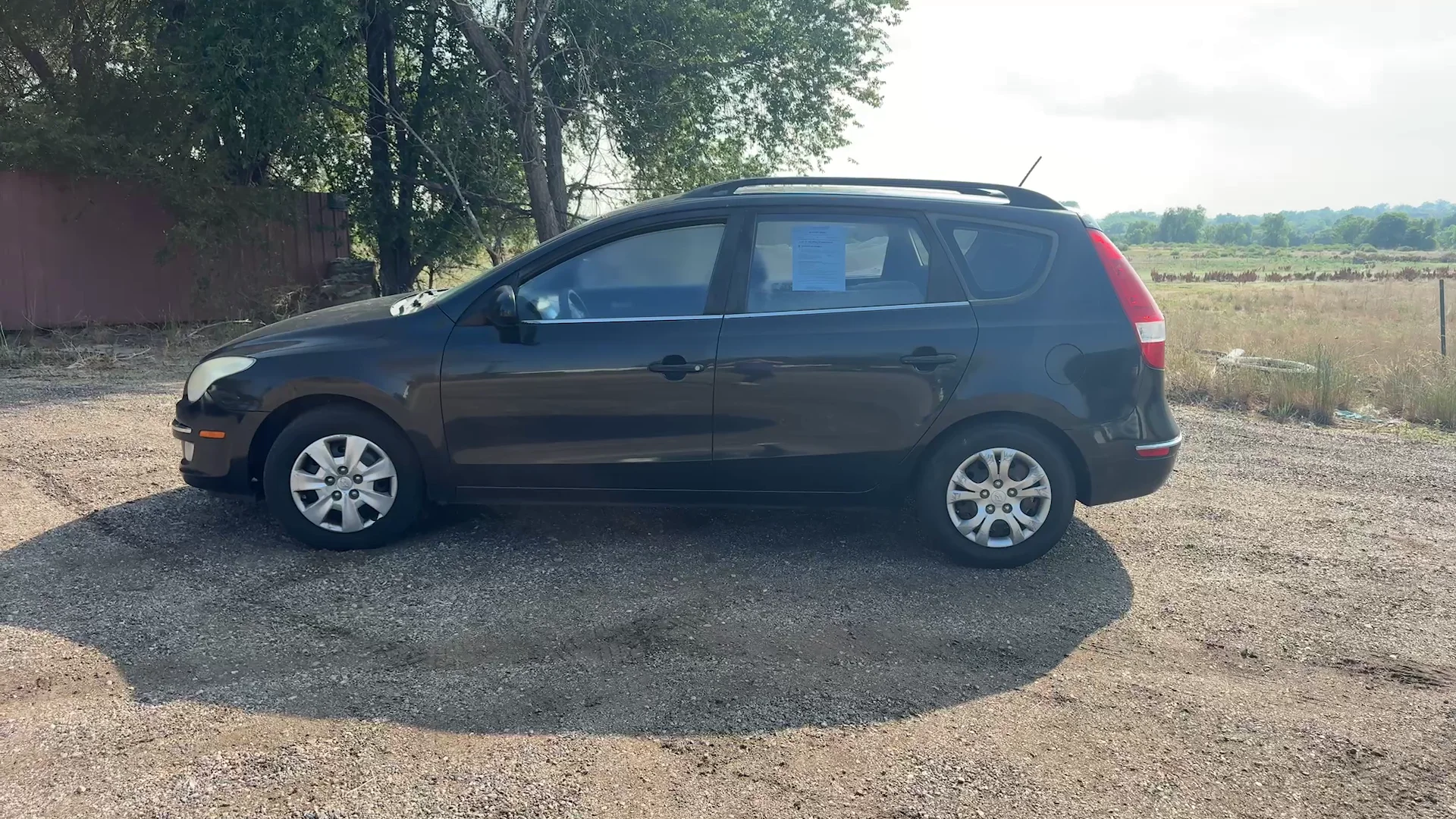 Used 2010 Gray Hyundai GLS image 8