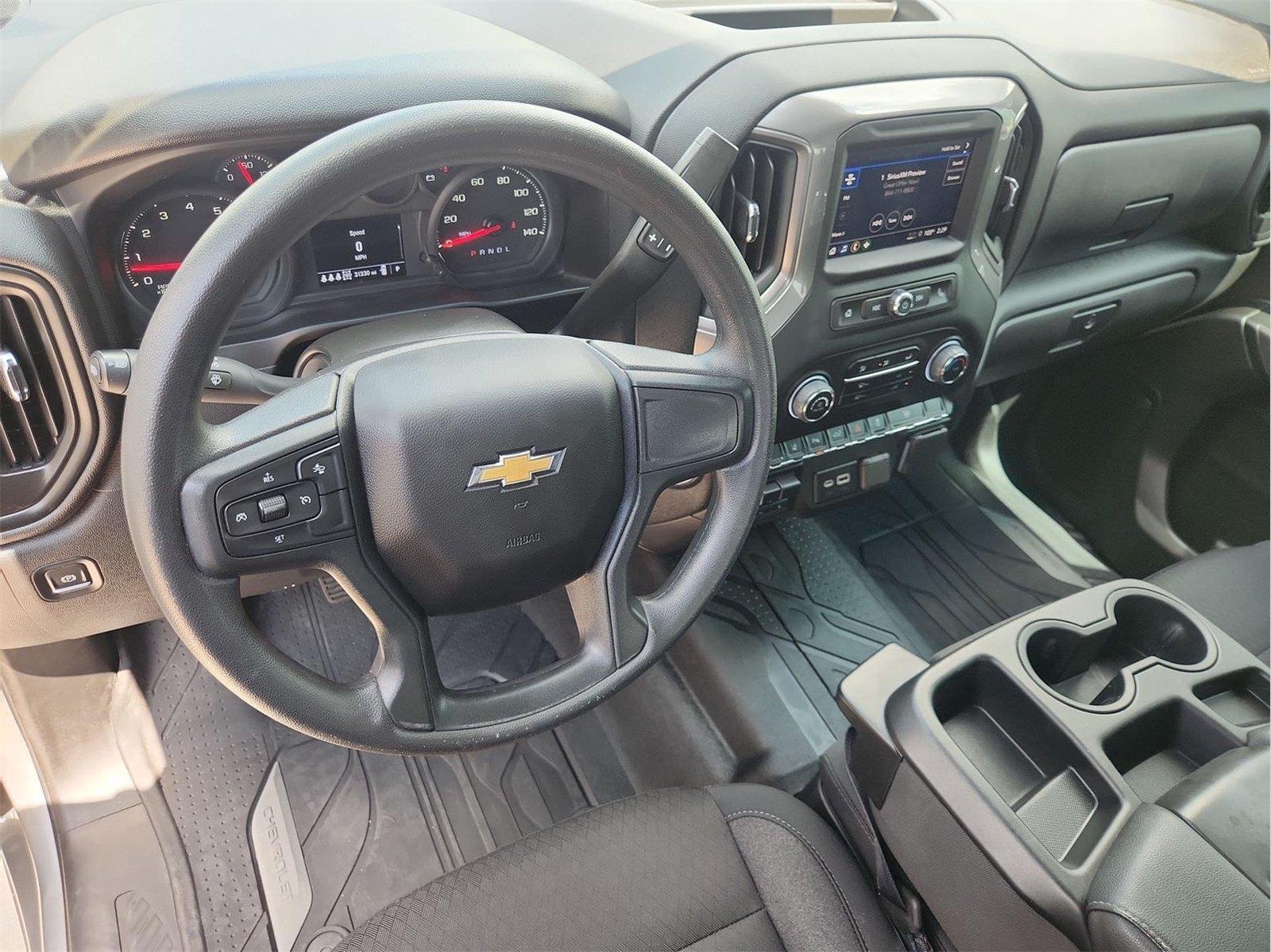 2025 Chevrolet Silverado 2500 HD photo 10 of 32