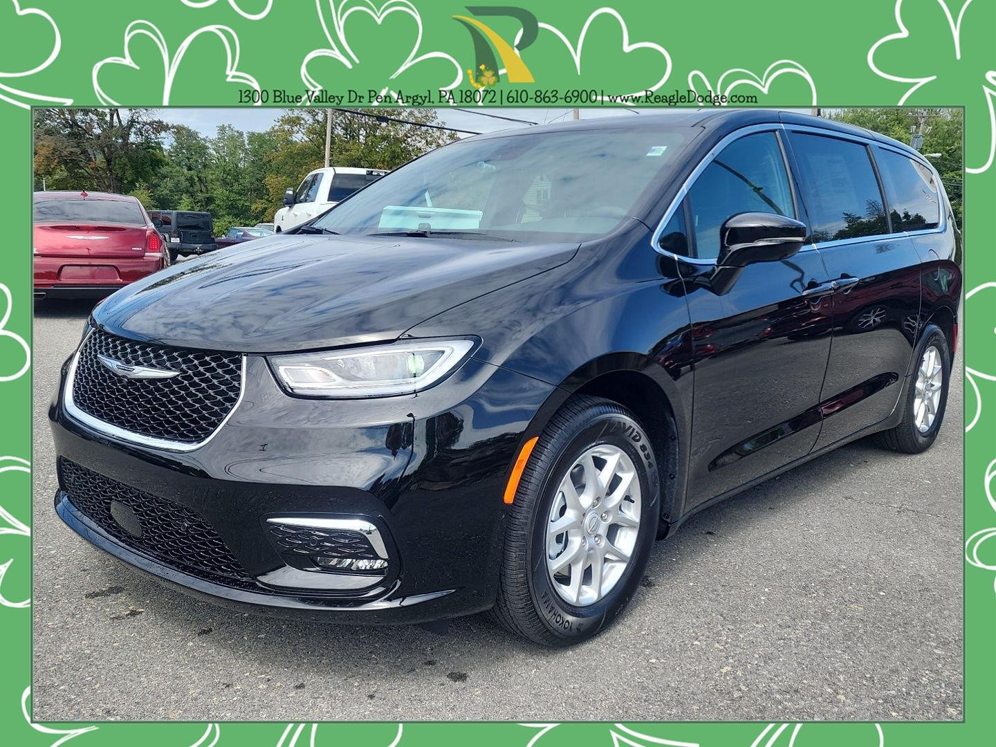 2026 Chrysler Pacifica Select