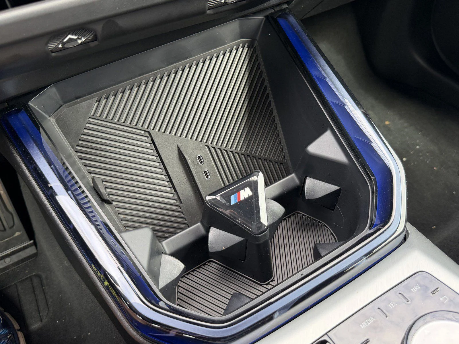 2026 BMW X3 30 - Photo 32