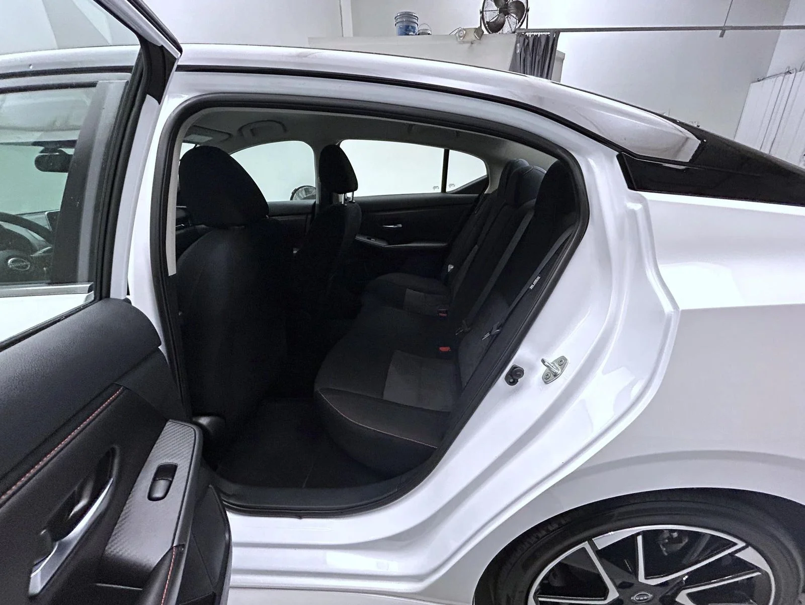 Used 2024 White Nissan SR image 19