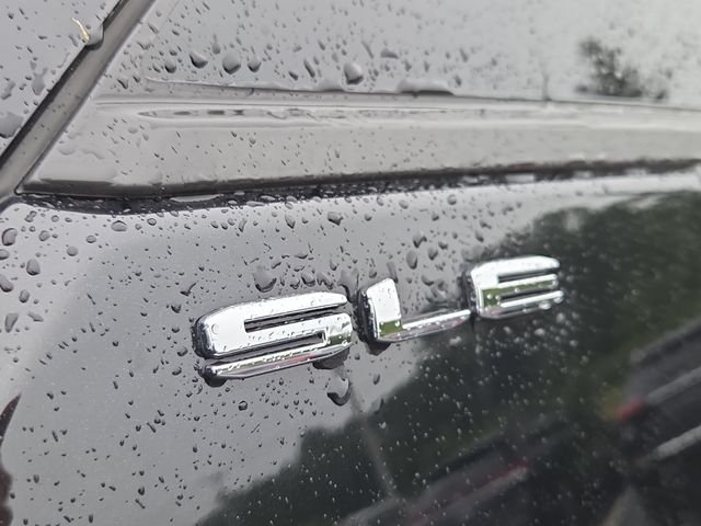 Used 2024 Black GMC SLE image 5
