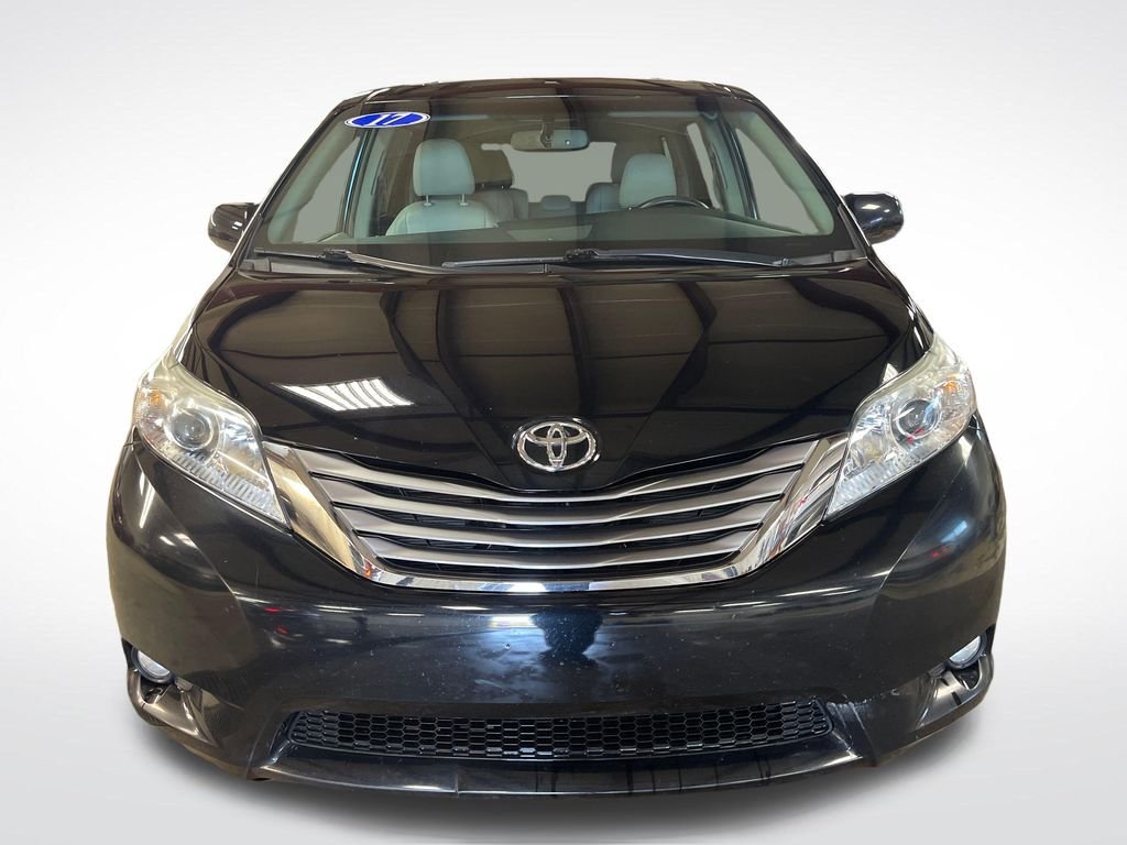 Certified Used 2017 Black Toyota XLE Premium image 8