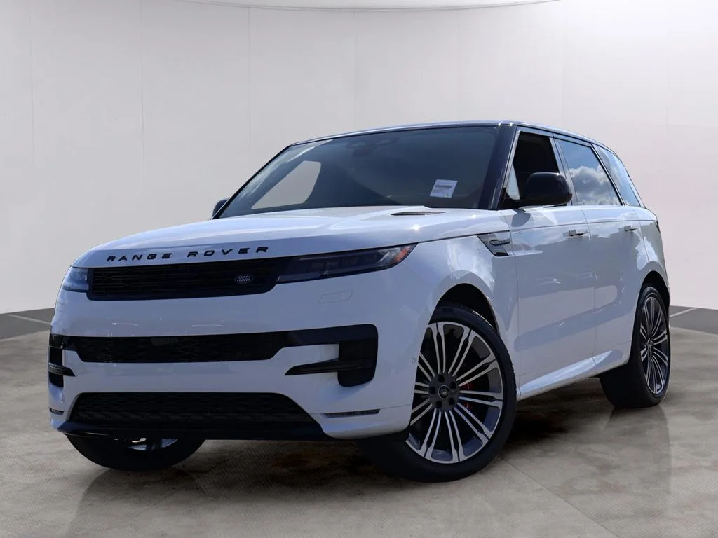 Used 2025 Fuji White Land Rover Dynamic SE image 1