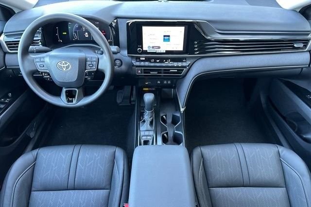 2026 Toyota Camry LE - Photo 16