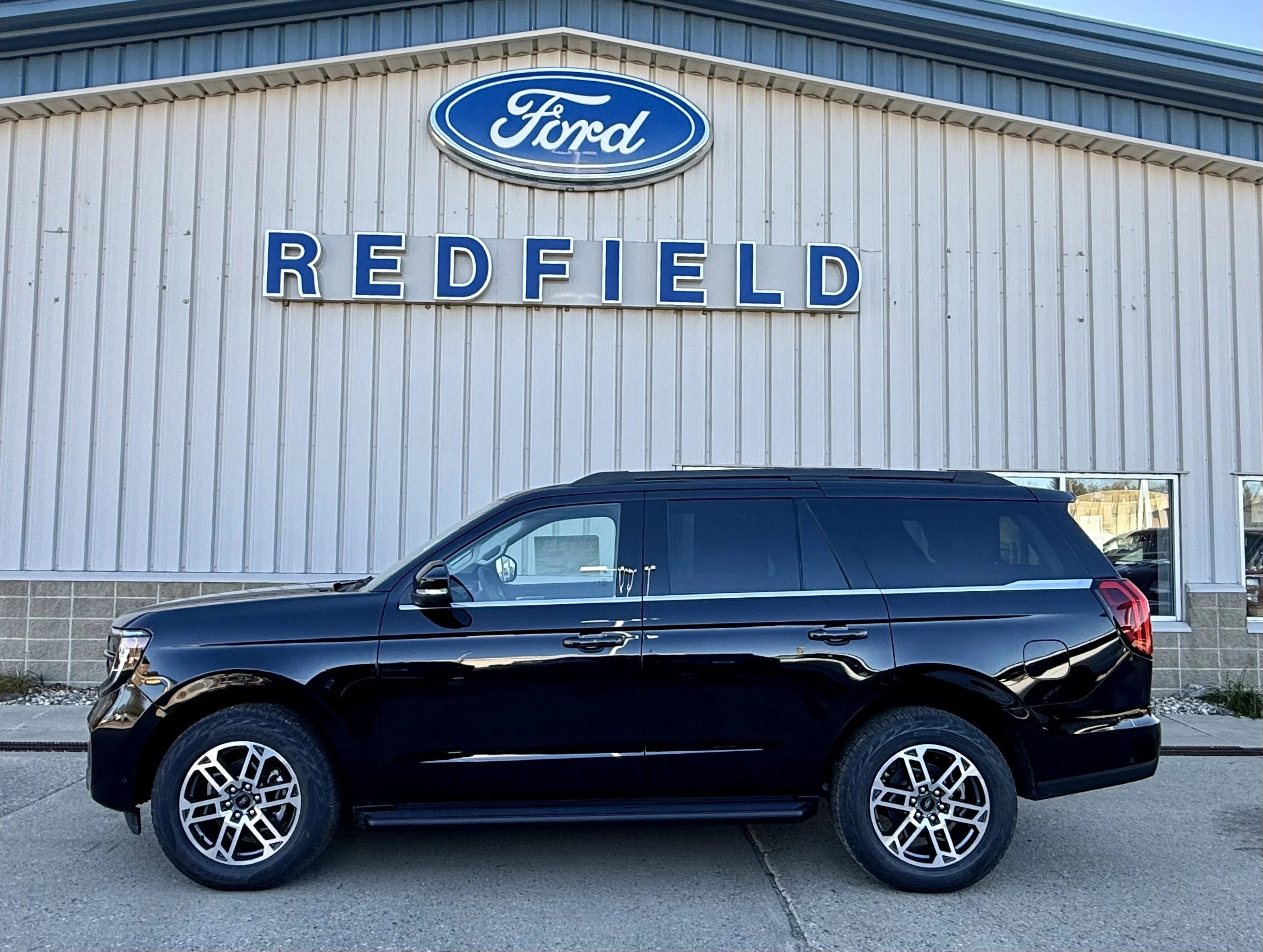 2025 Ford Expedition Active 4x4's photo