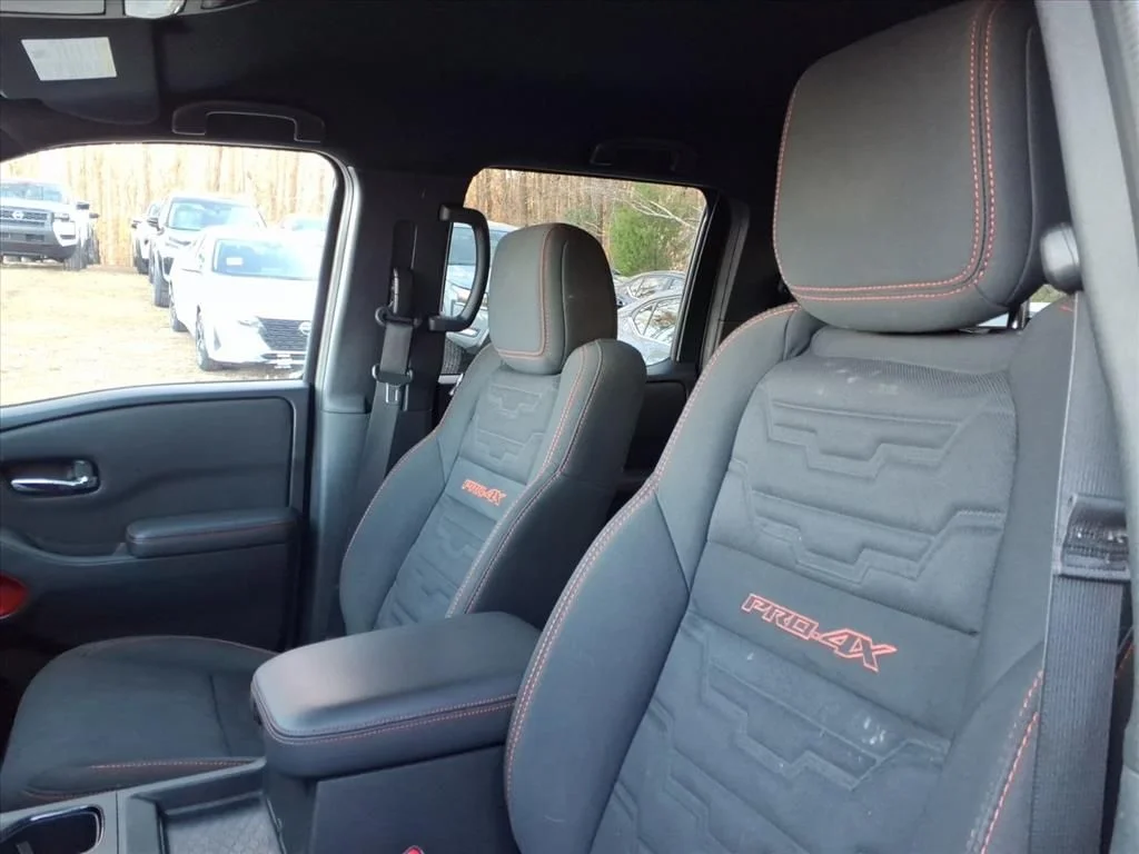 2023 Nissan Frontier PRO-4X - Photo 18