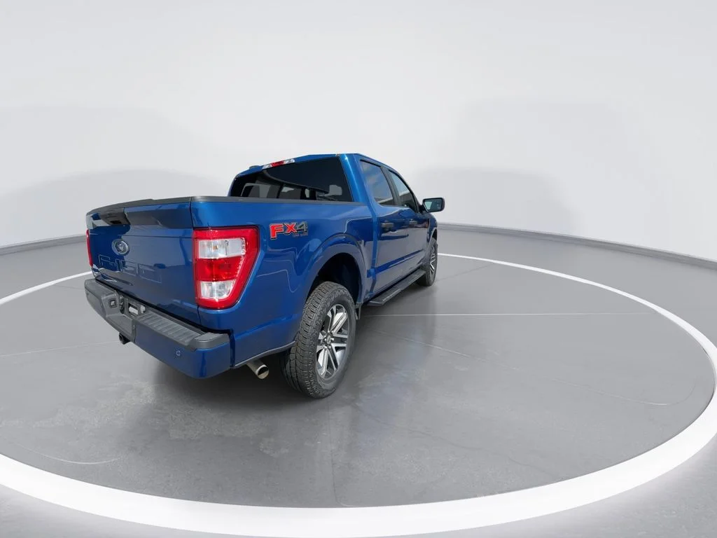 Used 2023 Blue Ford XL image 8