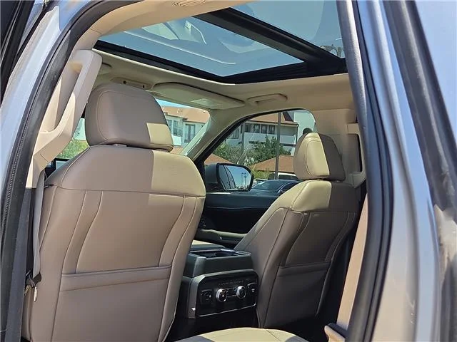 Used 2023 Gray Ford Limited 4x4 image 10