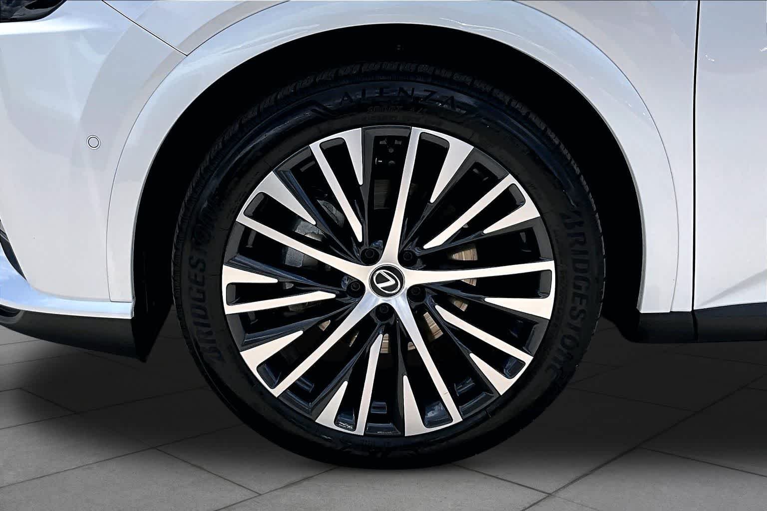 Used 2024 Eminent White Pearl Lexus Premium Plus image 11