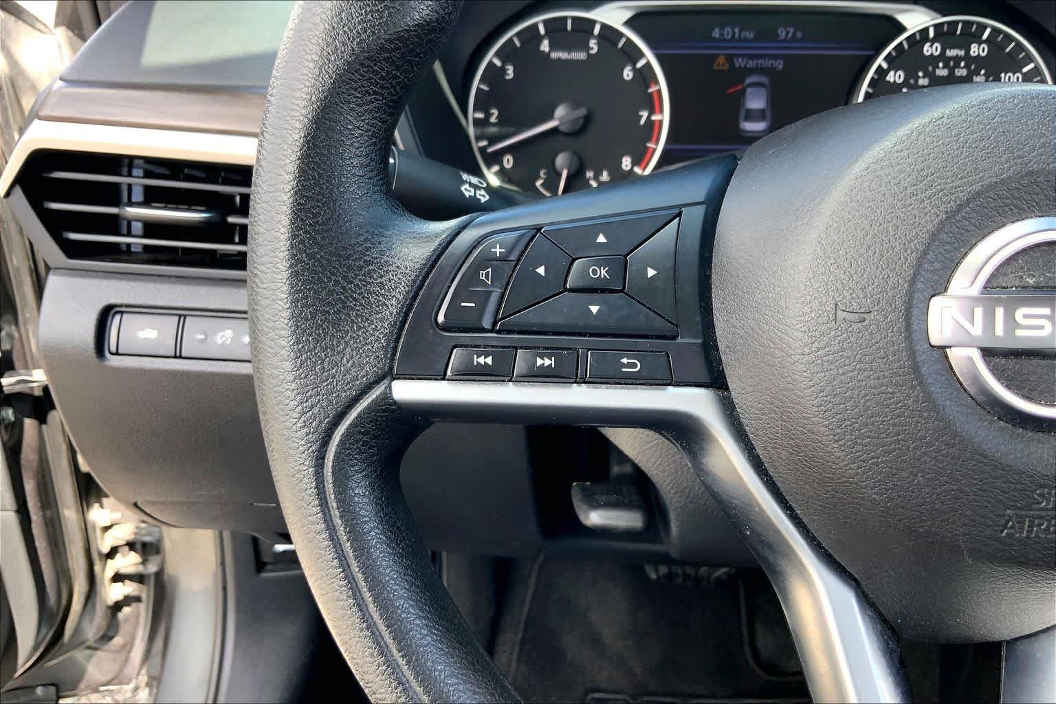 Used 2023 Gun Metallic Nissan 2.5 SV image 23