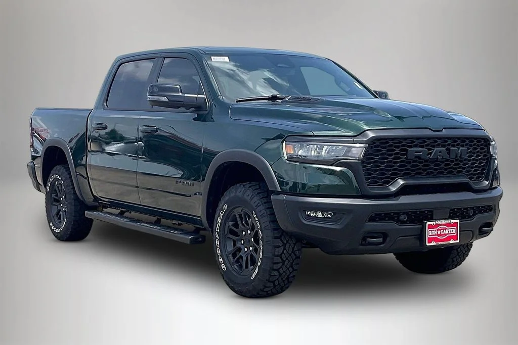 New 2026 Serrano-Green Metallic Exterior Paint RAM Rebel image 1