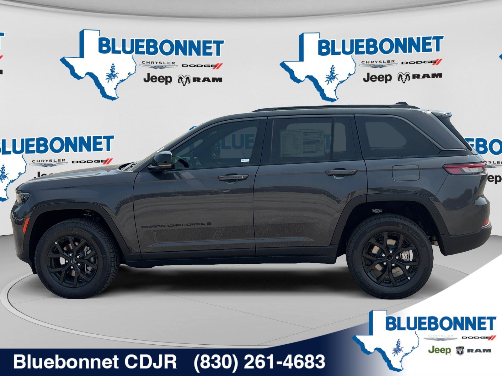 New 2026 Baltic Gray Metallic Clear-Coat Exterior Paint Jeep Laredo Altitude image 8