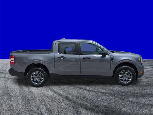 New 2026 Carbonized Gray Metallic Ford XLT image 3