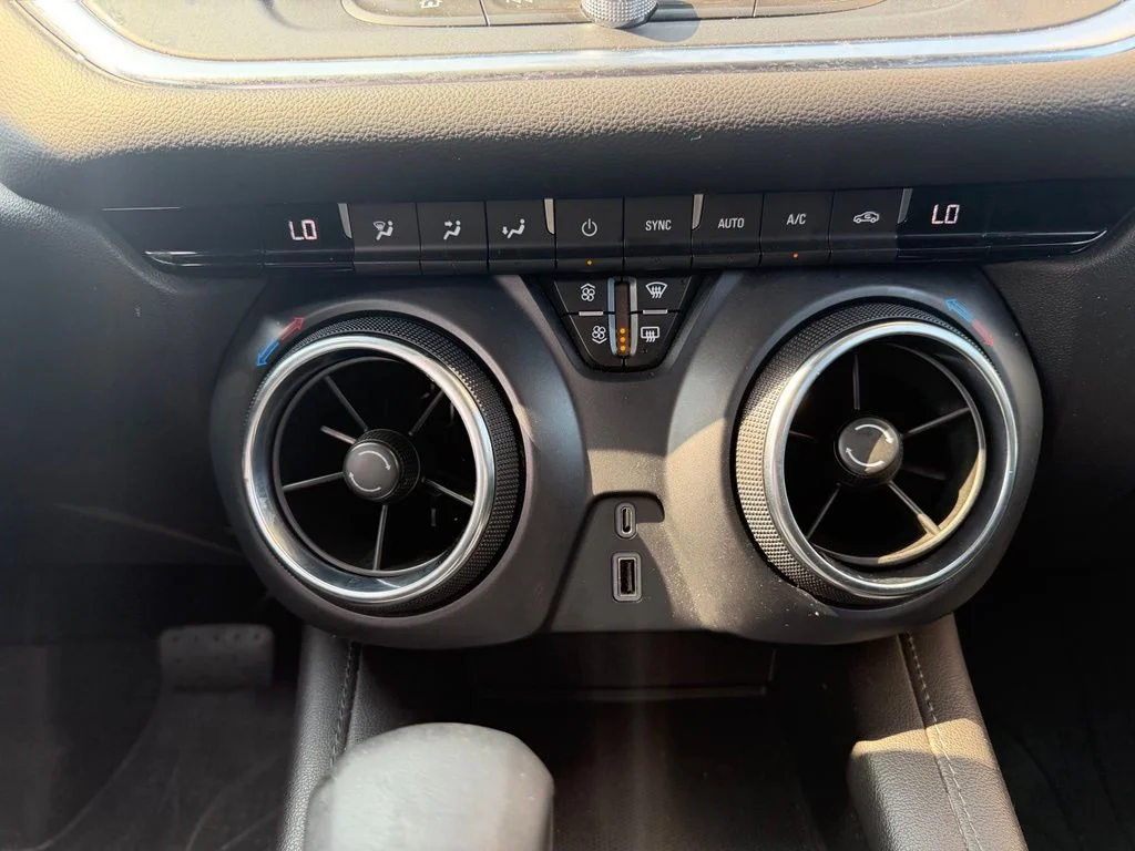 Used 2022 Gray Chevrolet LT image 17