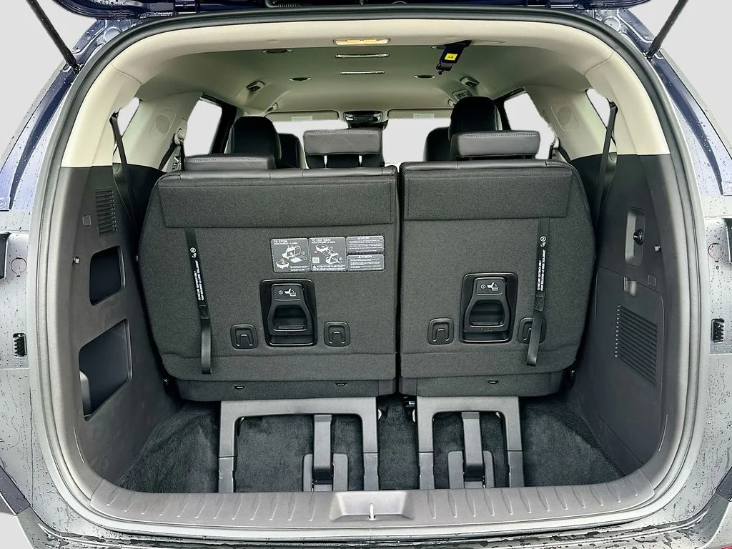 2026 Kia Carnival LXS - Photo 26