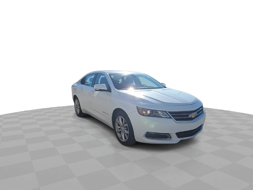 Used 2016 White Chevrolet LT image 2