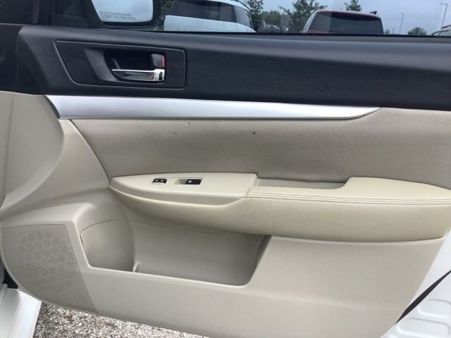2014 Subaru Legacy 2.5i Premium - Photo 27
