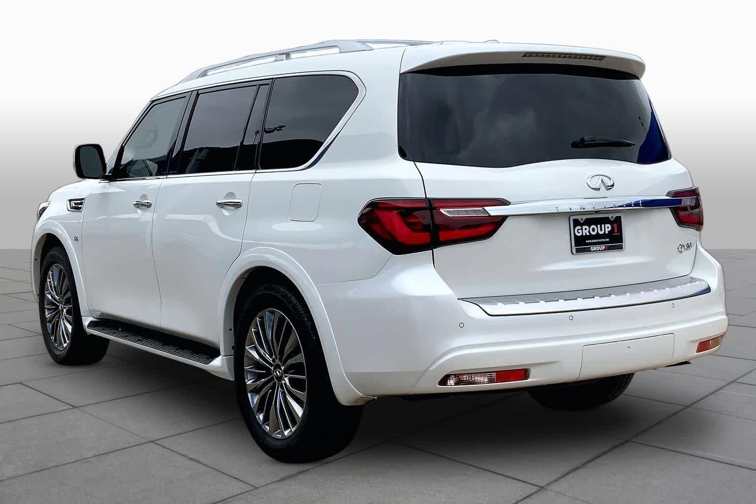 Used 2019 Moonstone White INFINITI LUXE image 12