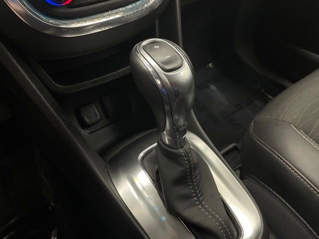 Certified Used 2016 Includes (BQU) Dark Cocoa Ash lower accent color.) Buick Sport Touring image 8