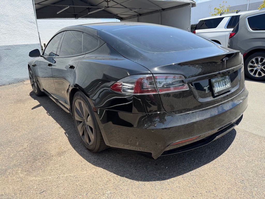Used 2022 Solid Black Tesla Base image 5
