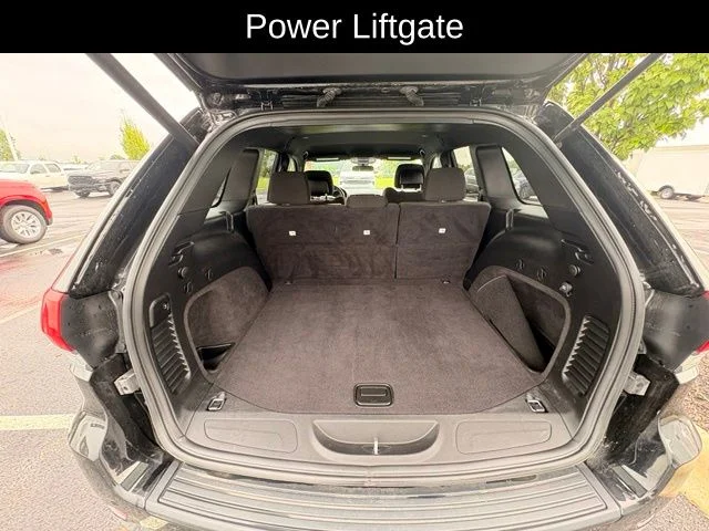Used 2021 Black Jeep Laredo E image 19