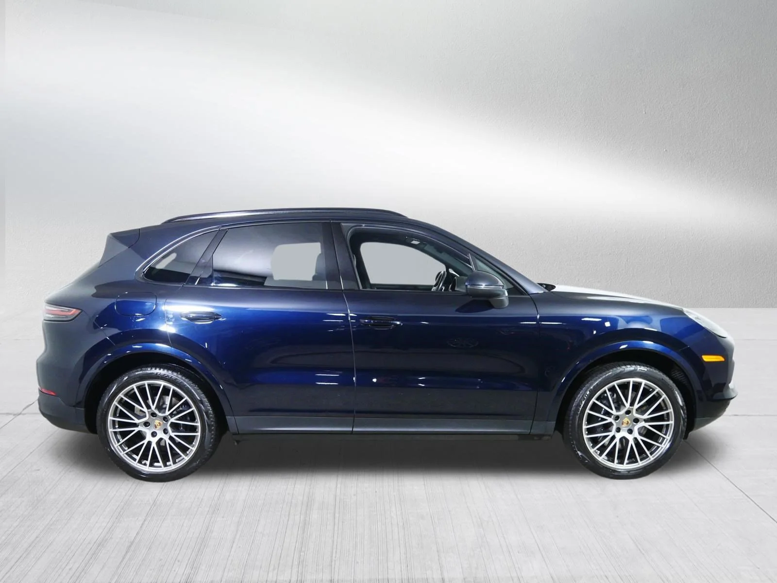 2022 Porsche Cayenne Platinum Edition - Photo 8