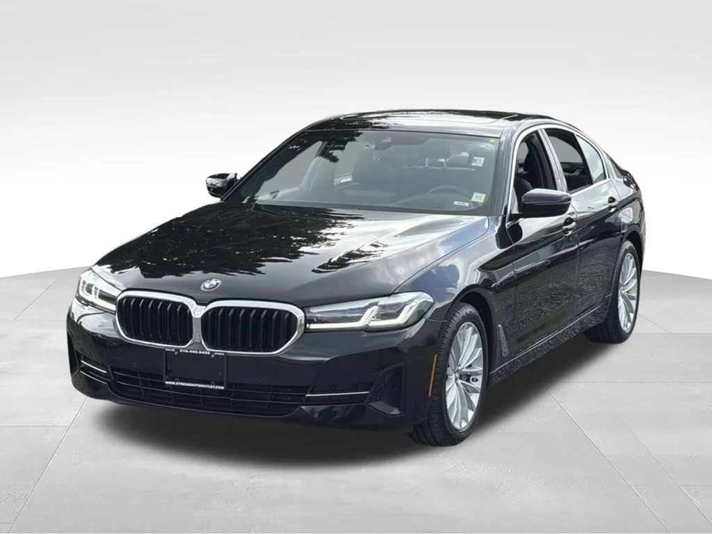 Used 2023 Black BMW 530i xDrive image 3