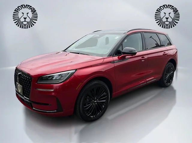 2025 Lincoln Corsair Premiere AWD's photo
